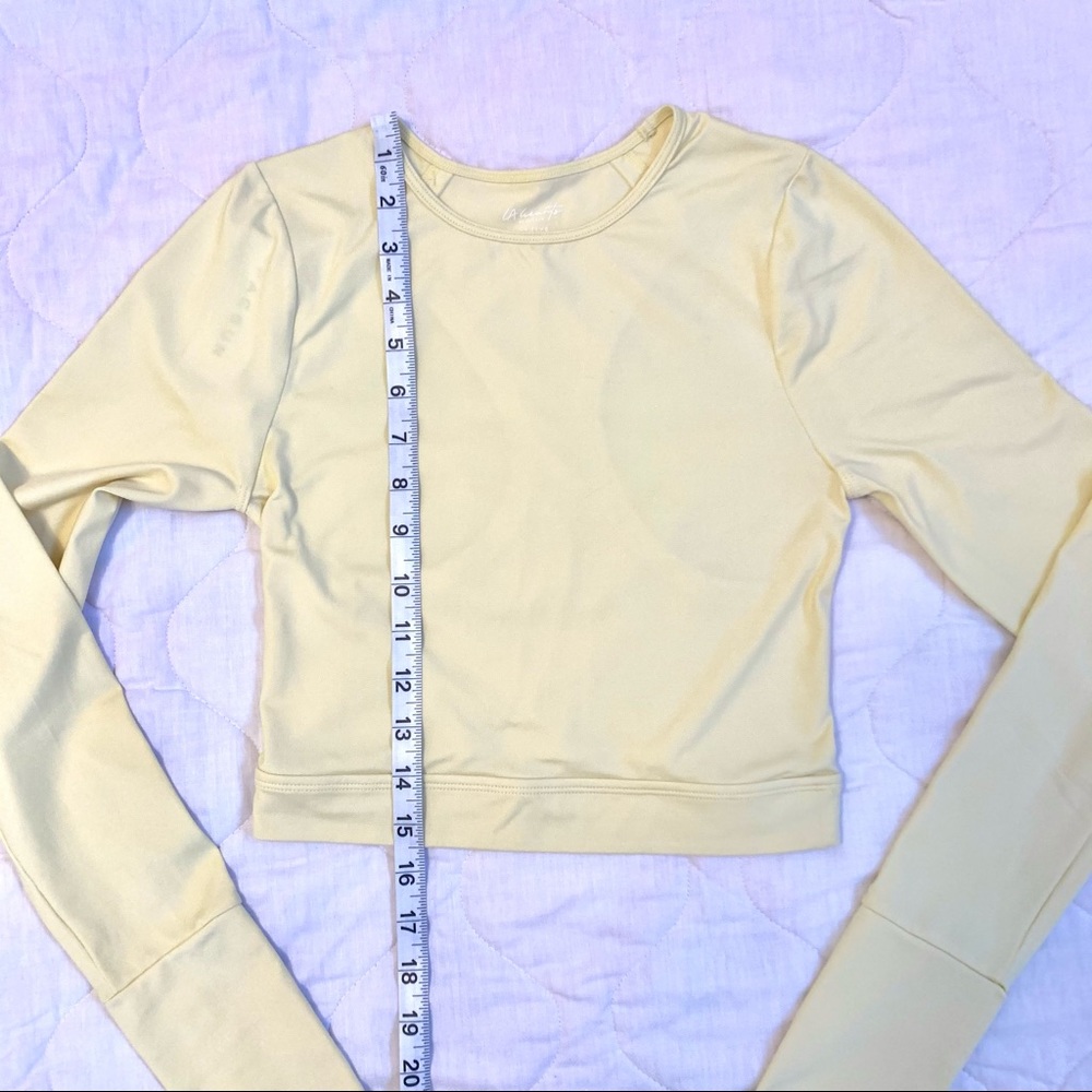 PacSun · NWT Yellow LA Hearts by PacSun Active All Out Long Sleeve Crop Top - Picture 9 of 13